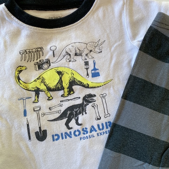 Carters 12m Long Sleeve/Pants Pajama Bundle - Picture 3 of 5